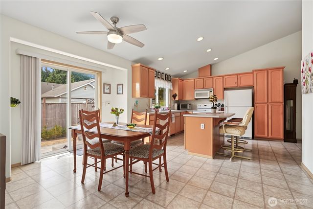 11128 135th Street Ct E, Puyallup, WA 98374