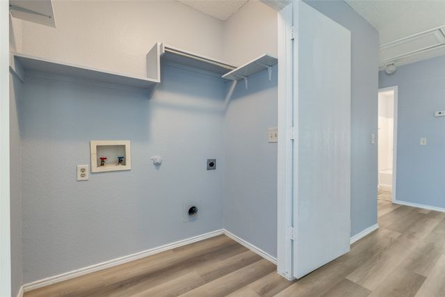 1338 Hardned Lane, Dallas, TX 75217