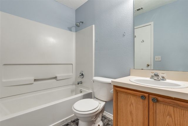 1338 Hardned Lane, Dallas, TX 75217