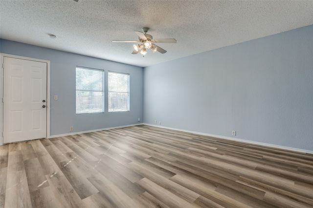 1338 Hardned Lane, Dallas, TX 75217