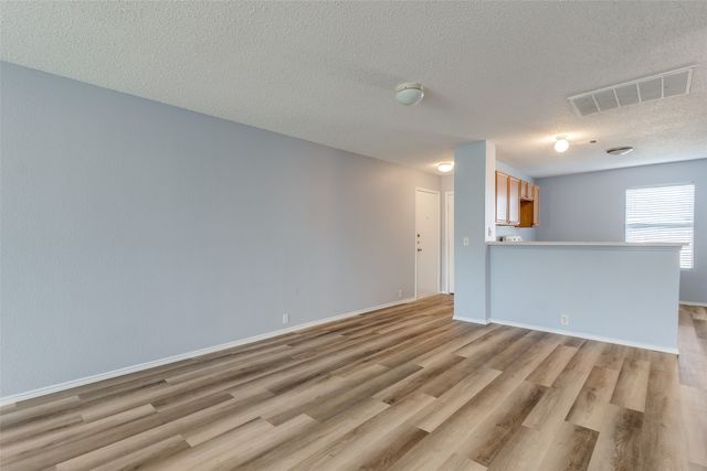 1338 Hardned Lane, Dallas, TX 75217