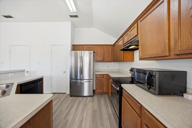 334 River Oaks Lane, Canton, TX 75103