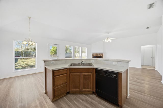 334 River Oaks Lane, Canton, TX 75103