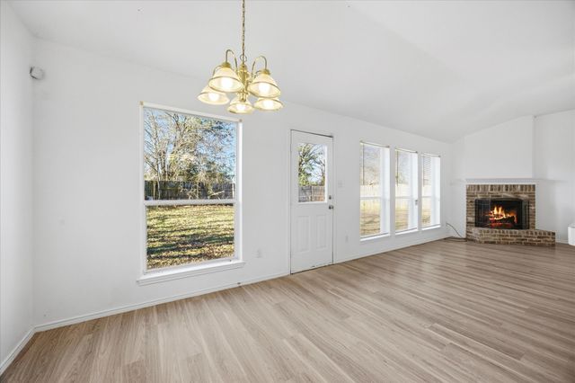 334 River Oaks Lane, Canton, TX 75103