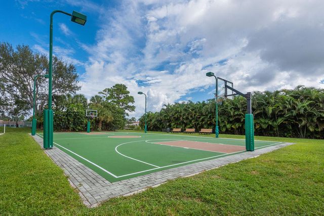 1035 Island Manor Drive, Greenacres, FL 33413