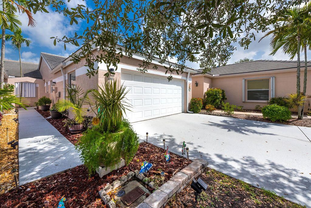 1035 Island Manor Drive, Greenacres, FL 33413