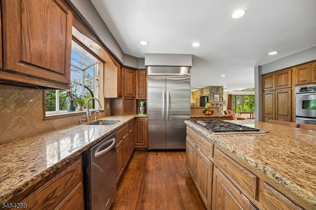 11 Hawthorne Ct, Morris Twp., NJ 07960