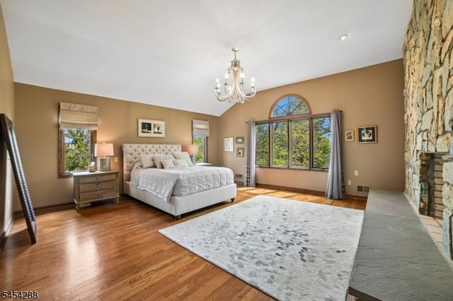 11 Hawthorne Ct, Morris Twp., NJ 07960