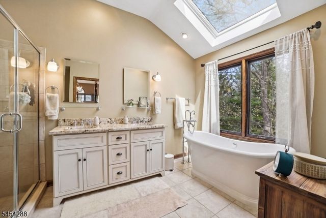 11 Hawthorne Ct, Morris Twp., NJ 07960