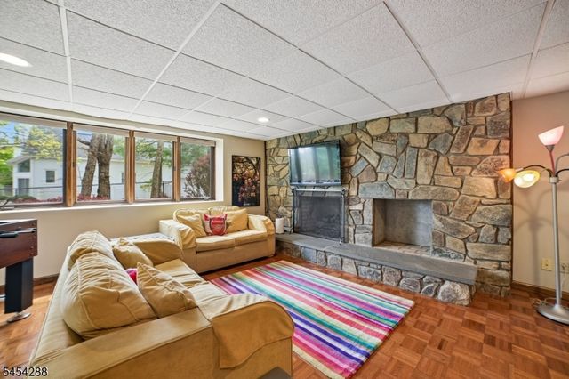 11 Hawthorne Ct, Morris Twp., NJ 07960