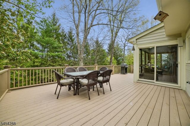 11 Hawthorne Ct, Morris Twp., NJ 07960