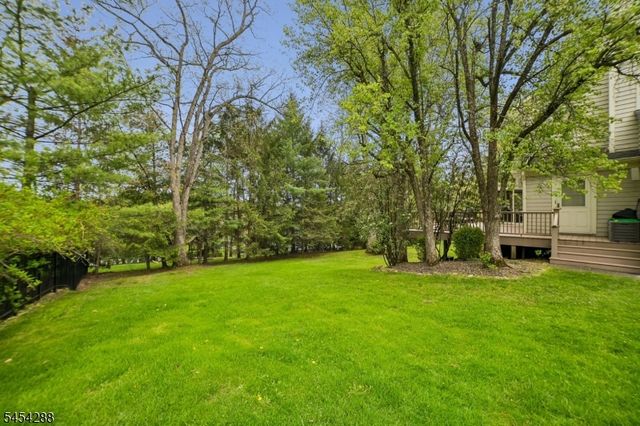11 Hawthorne Ct, Morris Twp., NJ 07960