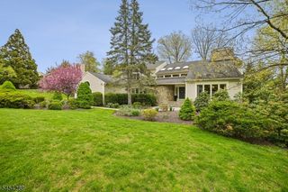 11 Hawthorne Ct, Morris Twp., NJ 07960
