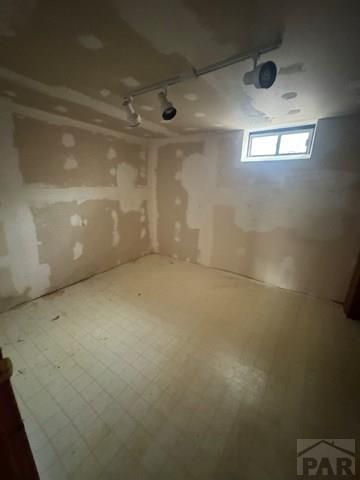 2142 E Orman Ave, Pueblo, CO 81004