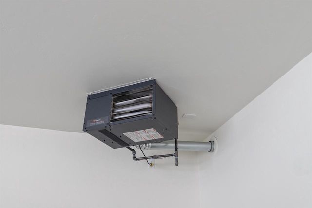 N8881 KILLARNEY WAY, Menasha, WI 54952