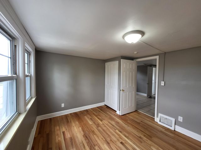 1458 Cicotte Avenue, Lincoln Park City, MI 48146