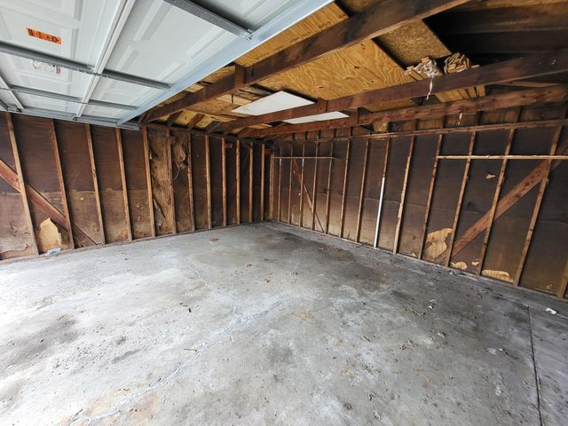 1458 Cicotte Avenue, Lincoln Park City, MI 48146