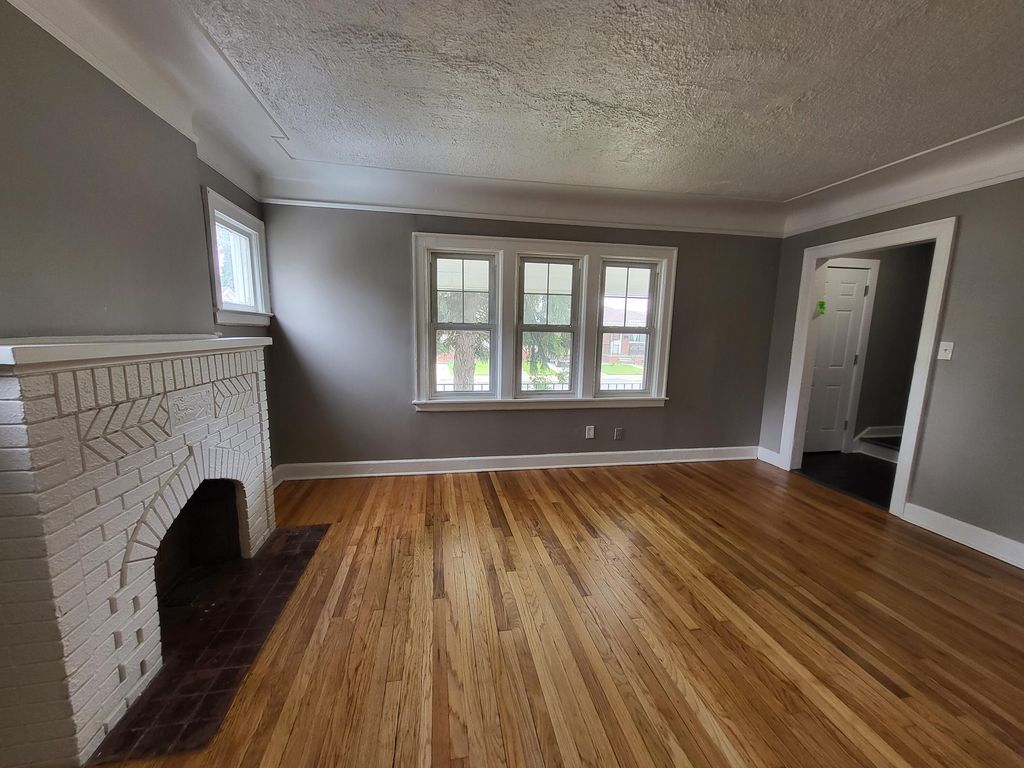 1458 Cicotte Avenue, Lincoln Park City, MI 48146