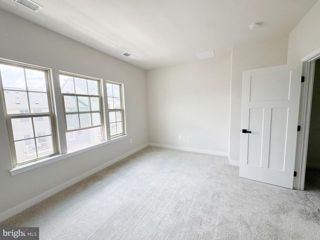 19722 PRESERVATION MEWS, Montgomery Village, MD 20886