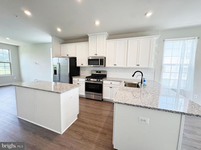 19722 PRESERVATION MEWS, Montgomery Village, MD 20886