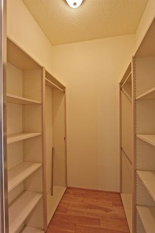 160 Lost Bridge Drive, Palm Beach Gardens, FL 33410