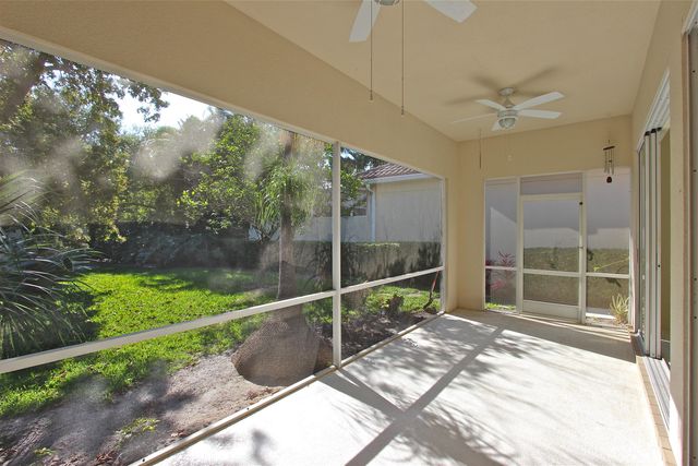 160 Lost Bridge Drive, Palm Beach Gardens, FL 33410