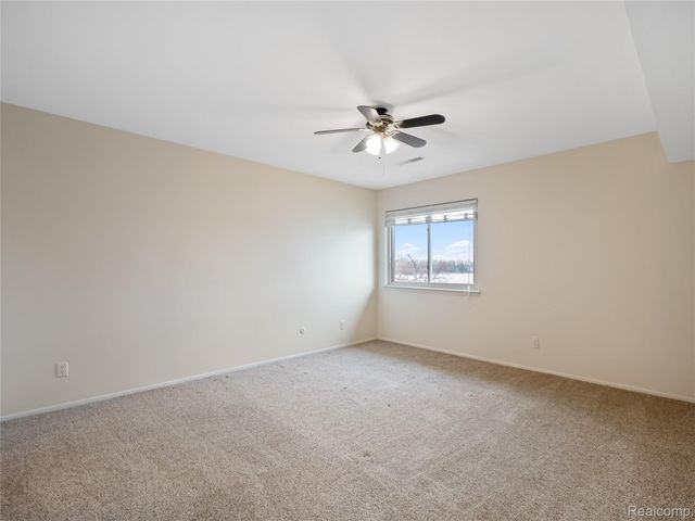 1928 KLINGENSMITH Road 63C, Bloomfield Charter Township, MI 48302