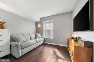 907 S ROLFE ST #1-A, Arlington, VA 22204