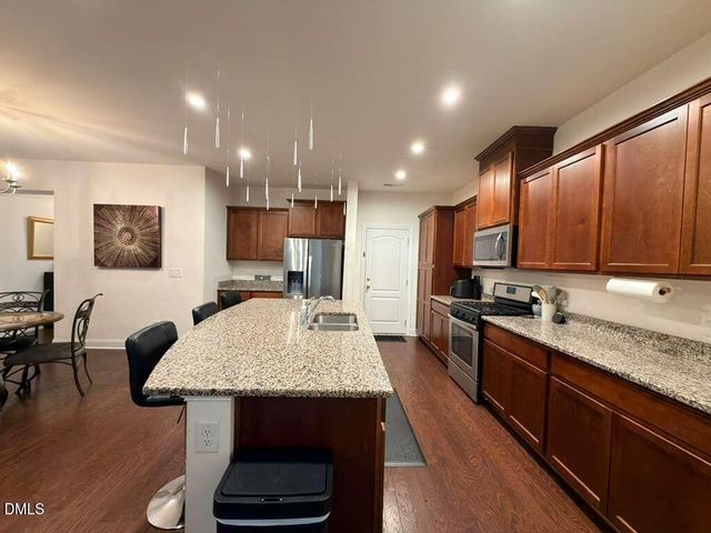 735 Lampwick Lane, Cary, NC 27513