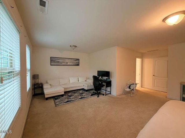 735 Lampwick Lane, Cary, NC 27513