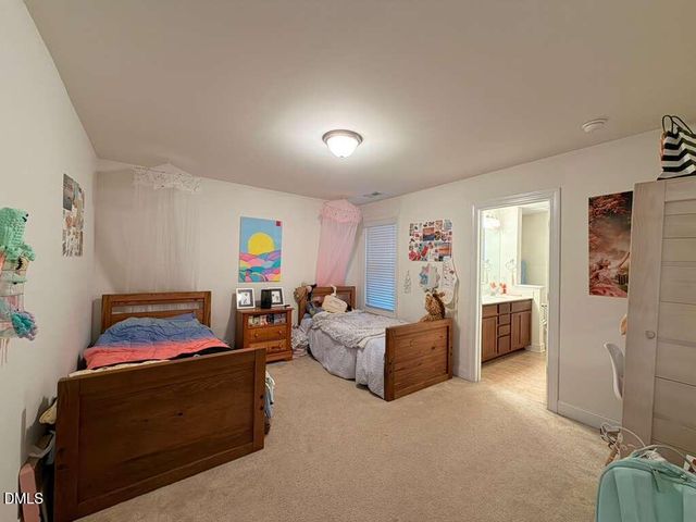 735 Lampwick Lane, Cary, NC 27513