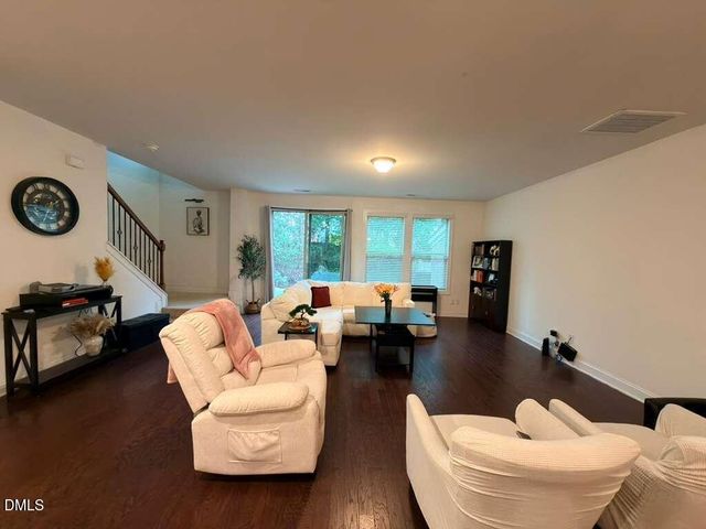 735 Lampwick Lane, Cary, NC 27513