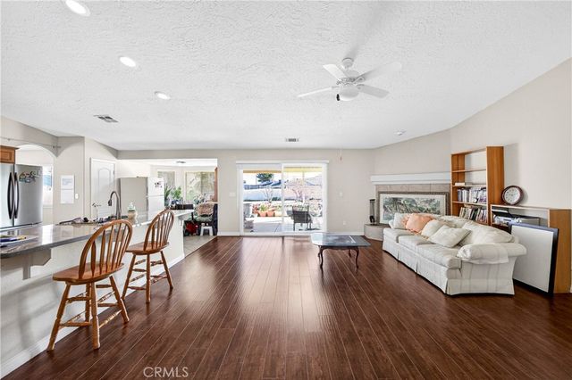 7841 Corona, Hesperia, CA 92345