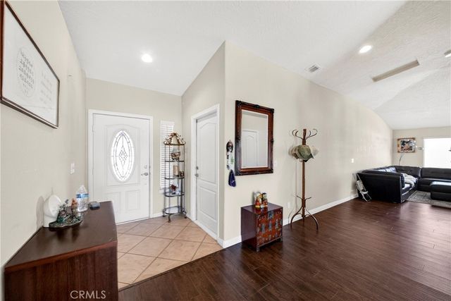 7841 Corona, Hesperia, CA 92345