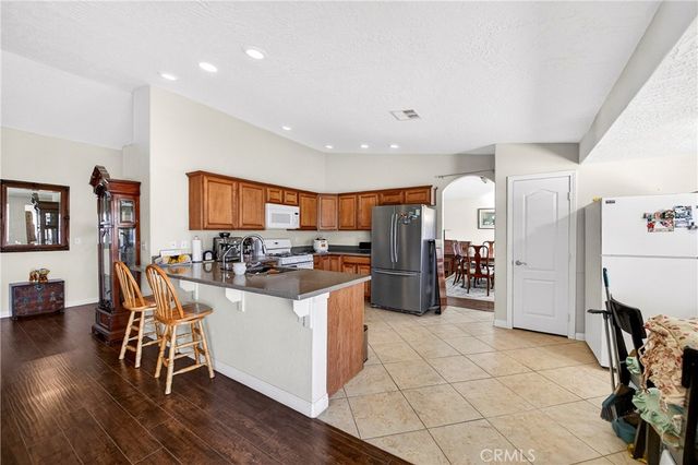 7841 Corona, Hesperia, CA 92345