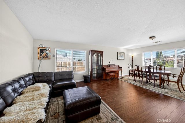 7841 Corona, Hesperia, CA 92345