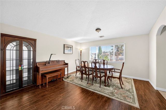 7841 Corona, Hesperia, CA 92345