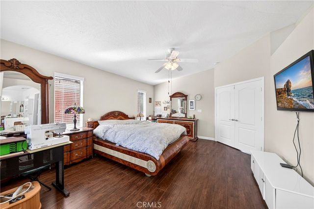 7841 Corona, Hesperia, CA 92345