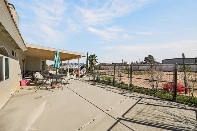 7841 Corona, Hesperia, CA 92345