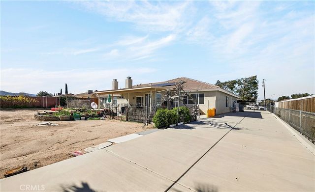 7841 Corona, Hesperia, CA 92345