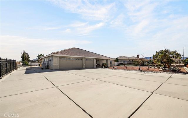 7841 Corona, Hesperia, CA 92345