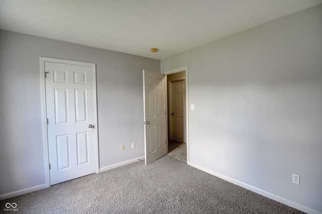 11474 Clay Court UNIT 100, Fishers, IN 46037