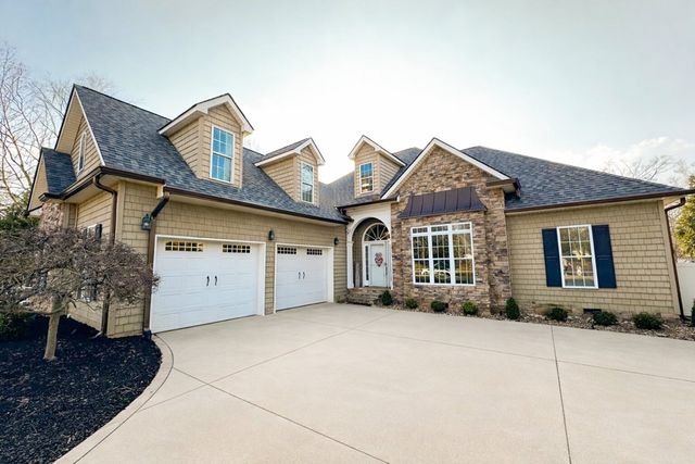 804 Thornton Place, Dalton, GA 30720