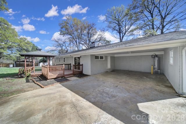 519 Amon Lane, Pineville, NC 28134