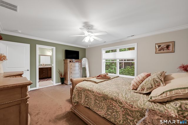 46 Old Oak Court, Southington, CT 06489