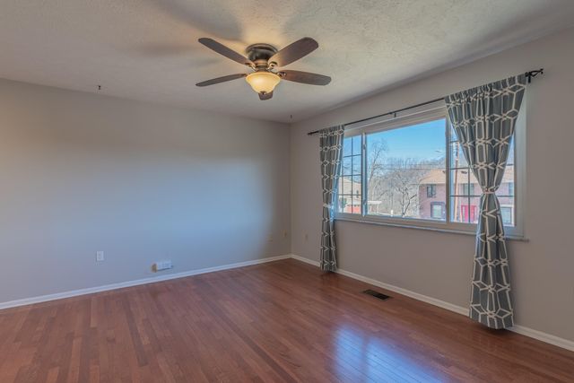 35 Hillside Drive, Wilder, KY 41071