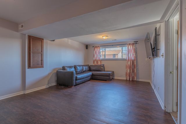 35 Hillside Drive, Wilder, KY 41071