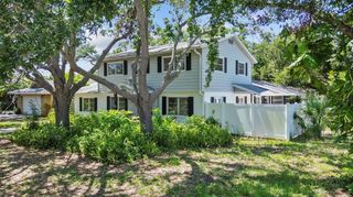6301 13TH AVENUE N, St Petersburg, FL 33710