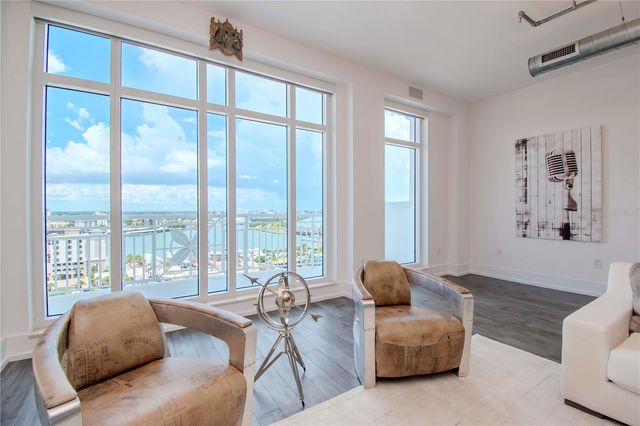 10 PAPAYA STREET 1404, Clearwater Beach, FL 33767