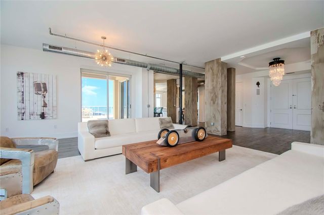 10 PAPAYA STREET 1404, Clearwater Beach, FL 33767